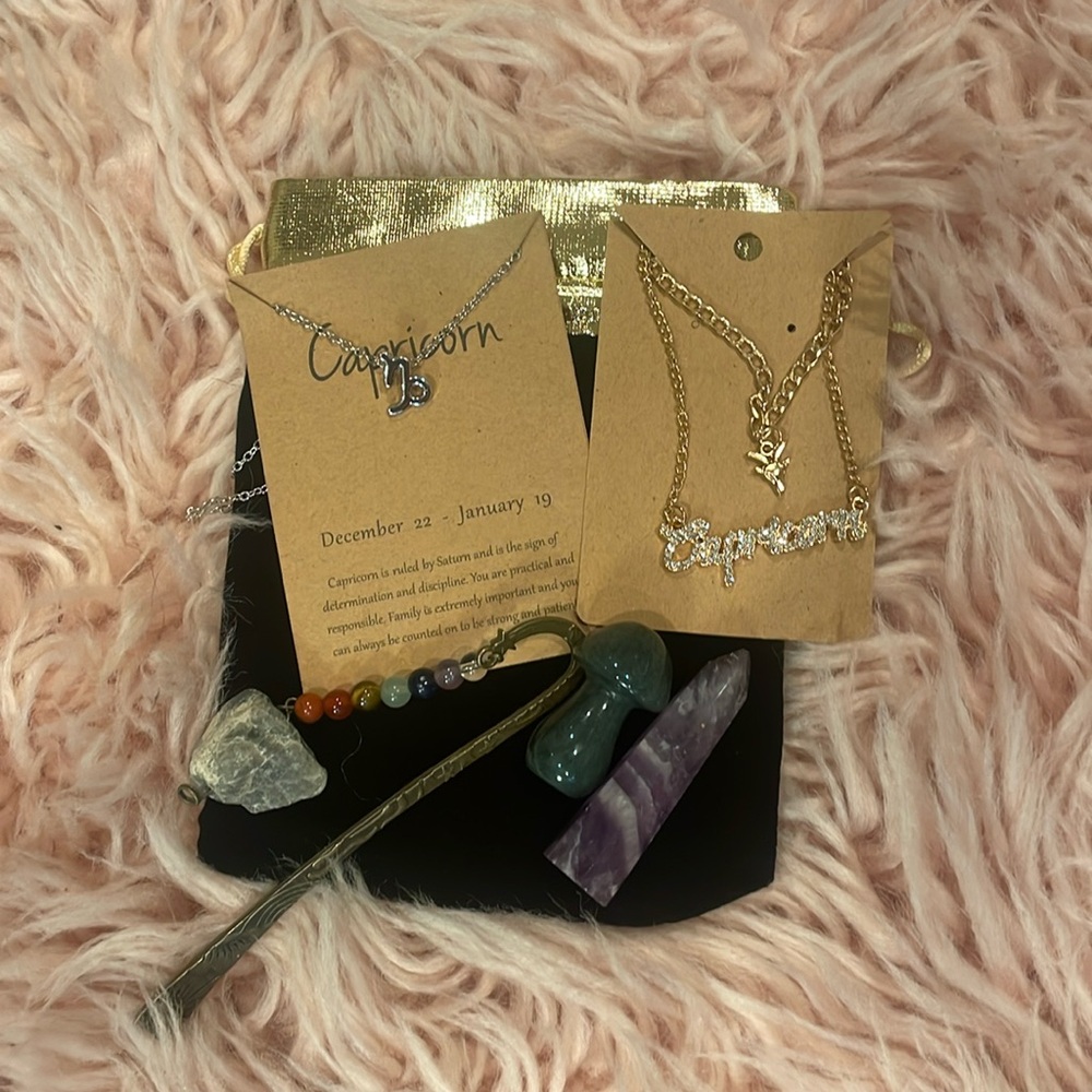 Capricorn horoscope gift set